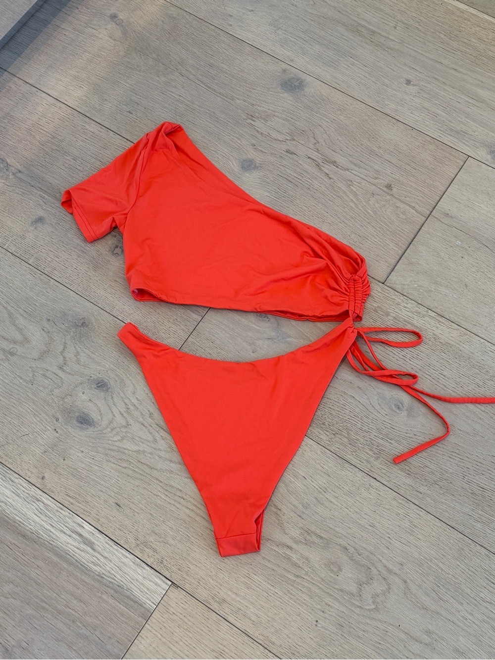 Riot swim One-Shoulder Red onepiece
